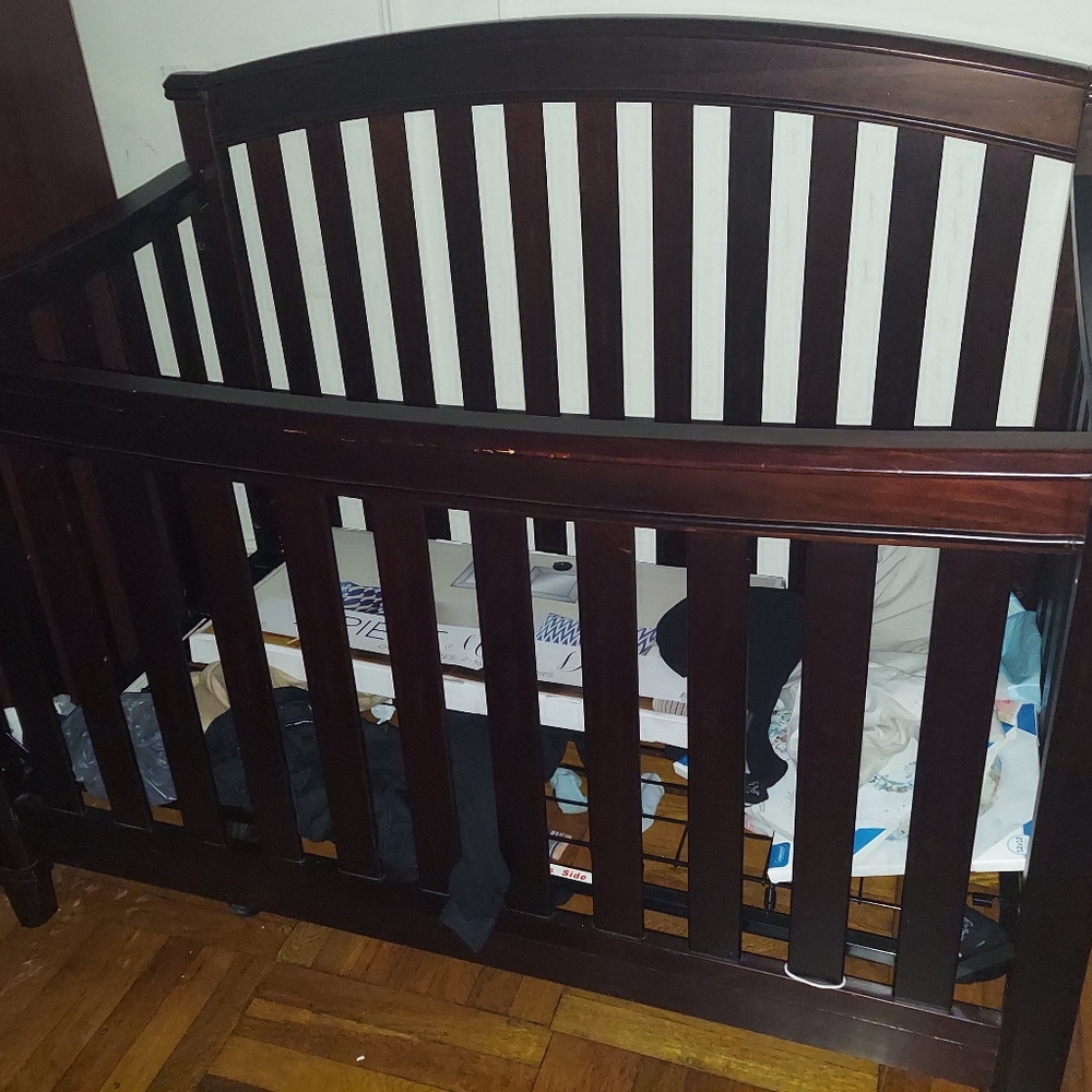 Crib